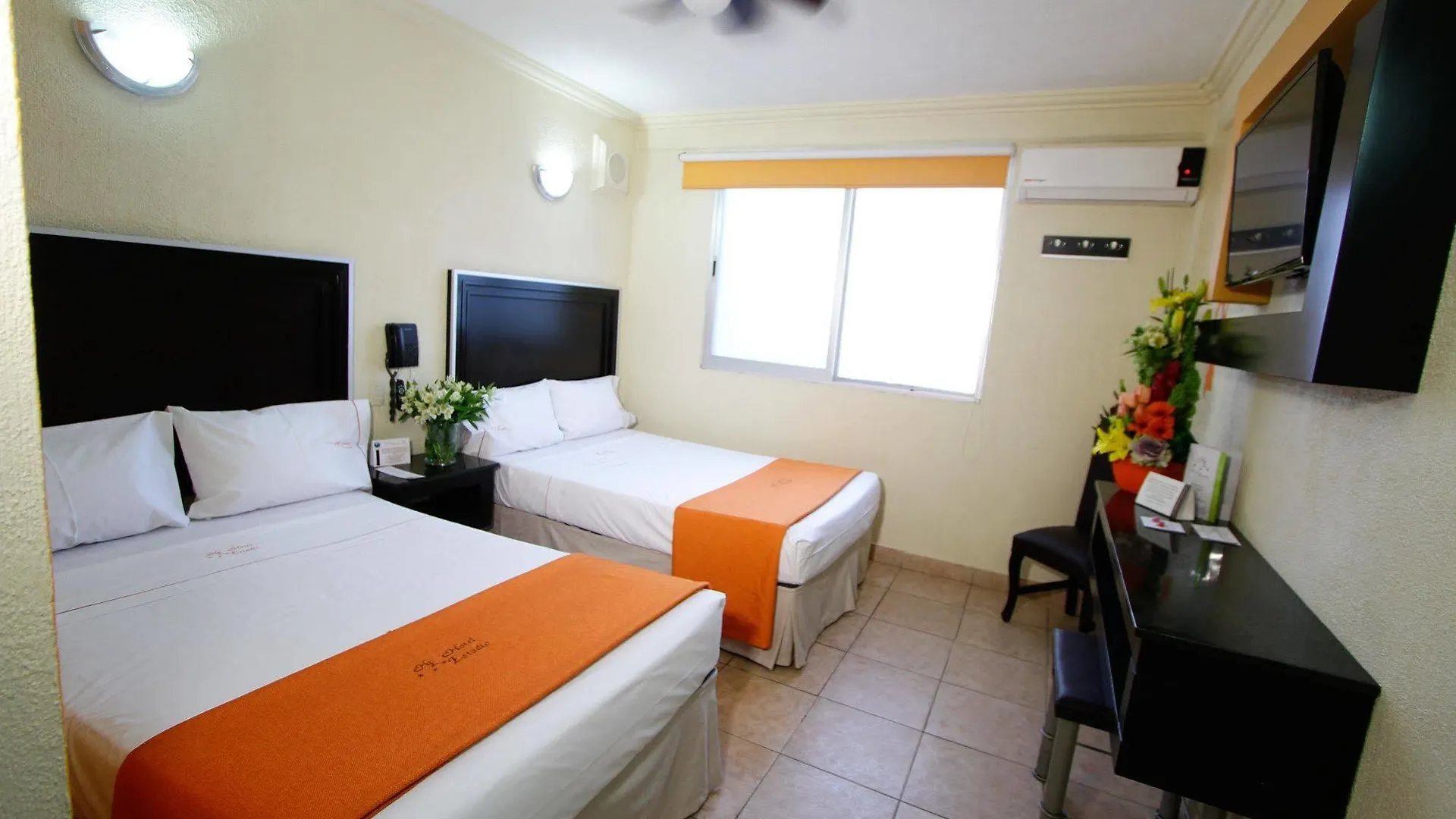 גואדלחארה Hotel Estadio 3*,  מקסיקו